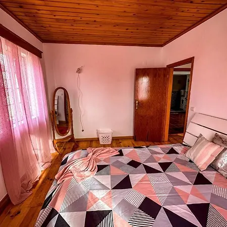 Апартаменты Luana House Biscoitos (Terceira)